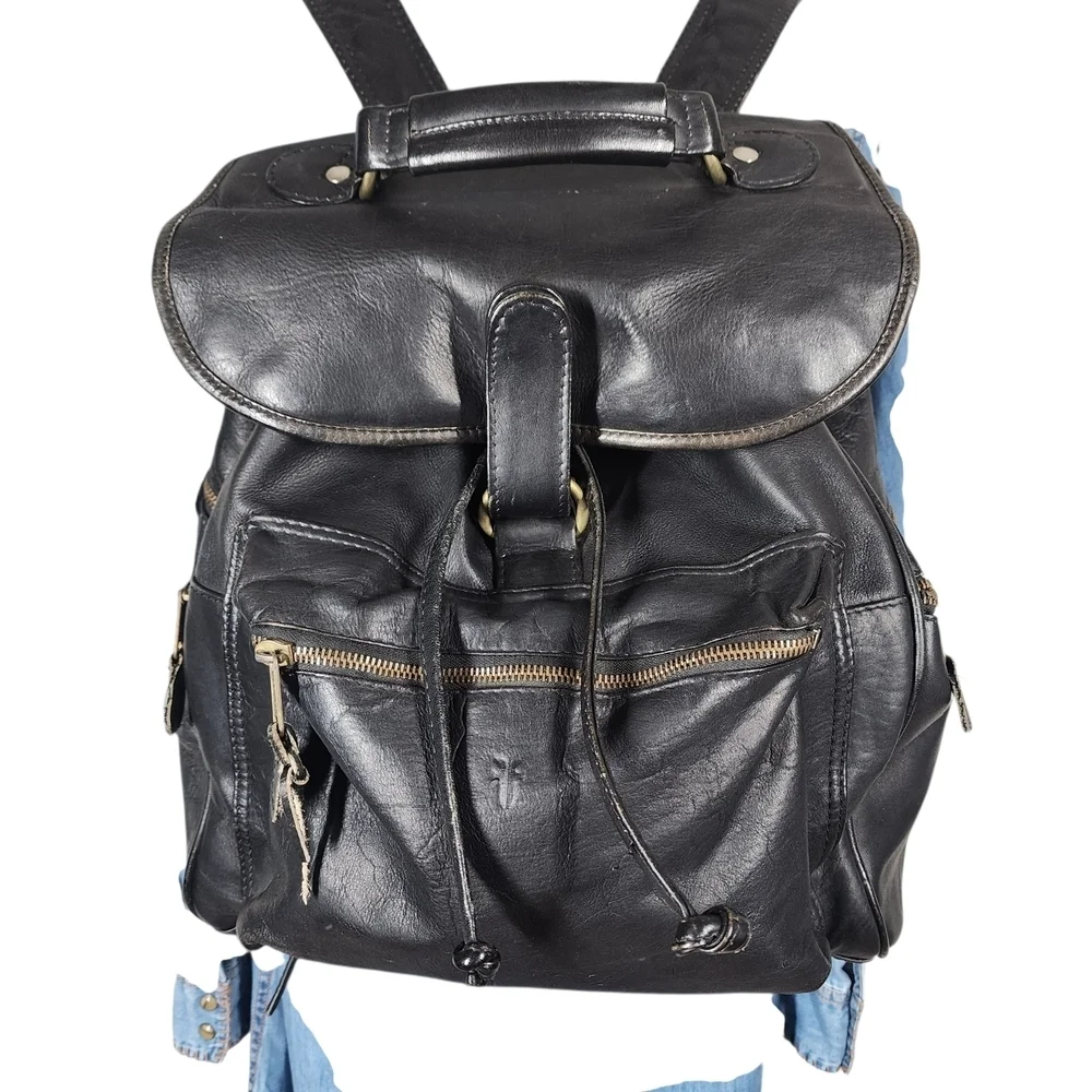 FRYE BLACK LEATHER BACKPACK